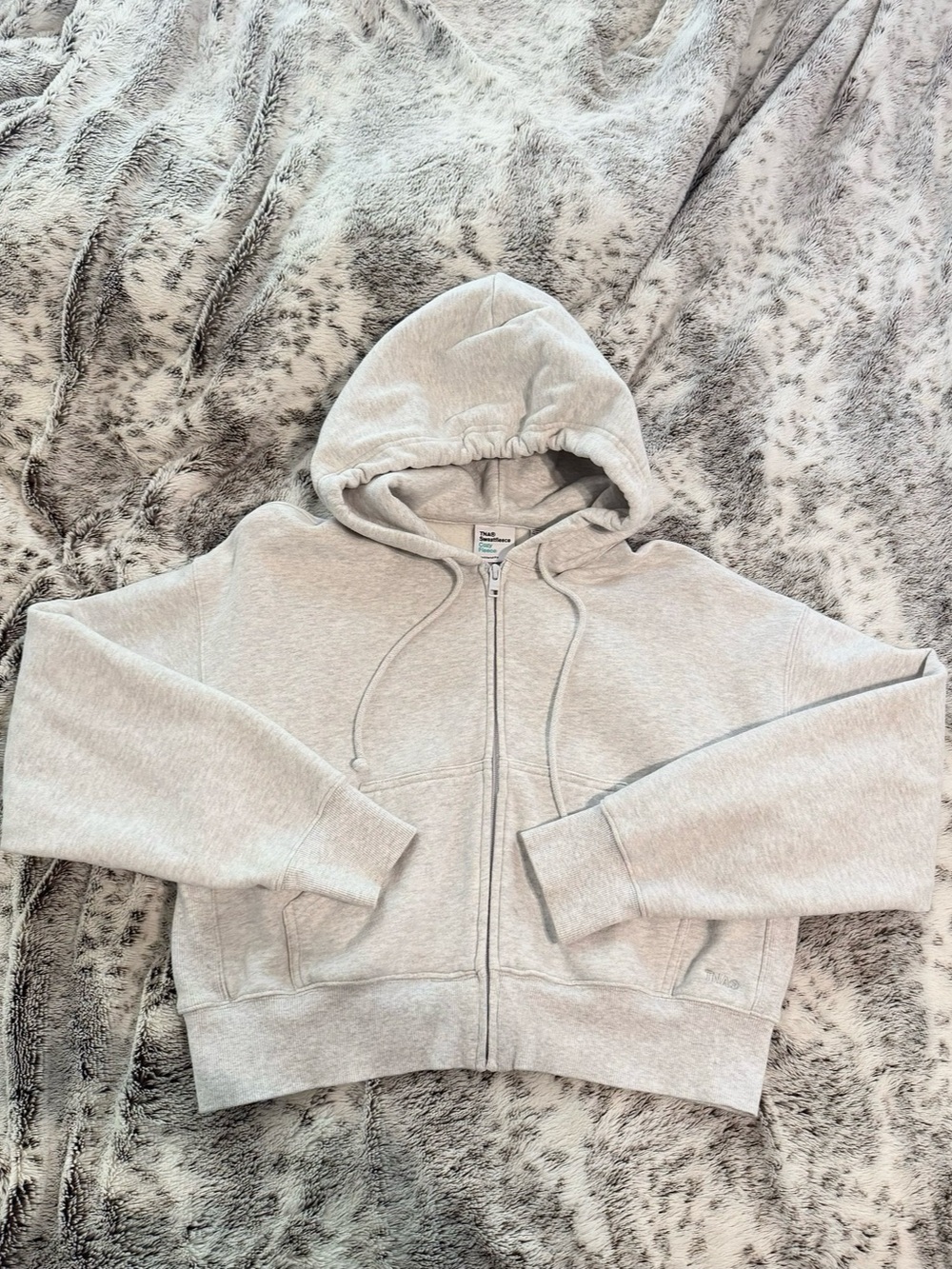 Aritzia TNA Sweatfleece Cropped Boxy Boyfriend Fit Zip-Up Hoodie Jacket